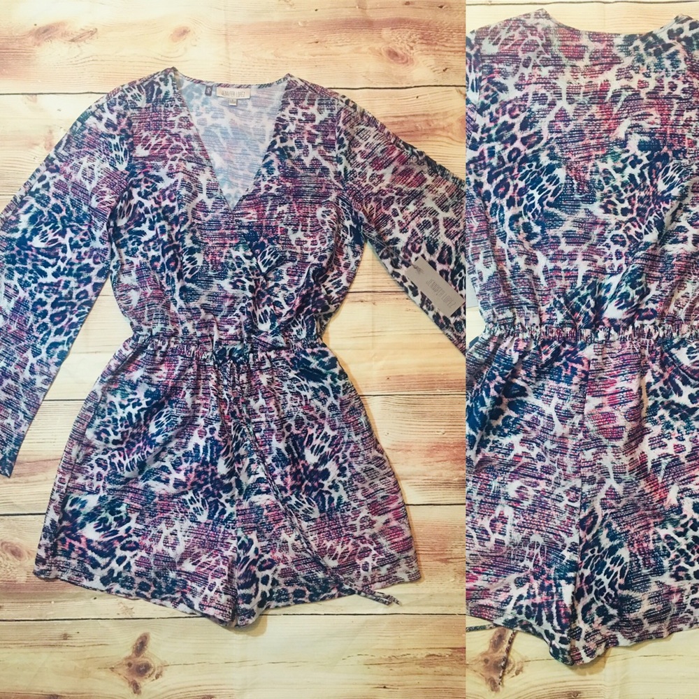 Jennifer Lopez leopard print short romper - Picture 1 of 8